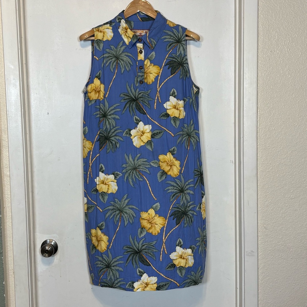 Caribbean Joe Women’s Blue Shirt with Yellow Hibiscus and Green Palms Size 1X - Picture 3 of 7